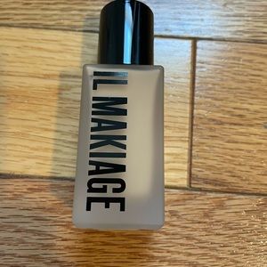 IL Makiage Woke Up Like This Foundation